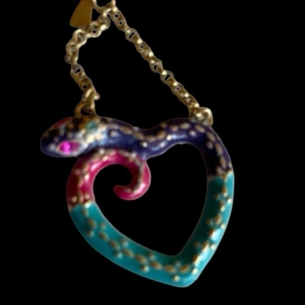 BETSEY JOHNSON Vintage Snake Draped in Heart Shape Colorful Dangle Earrings NWT - Picture 4 of 6
